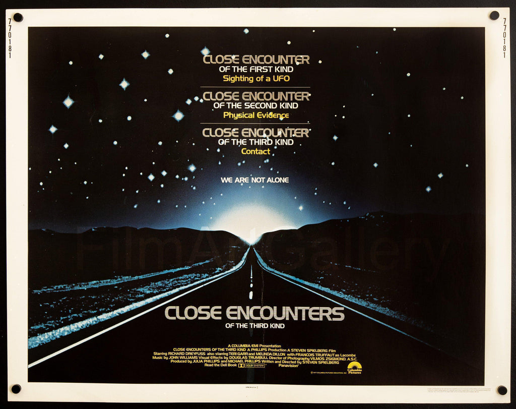 Close Encounters of the Third Kind Half Sheet (22x28) Original Vintage Movie Poster